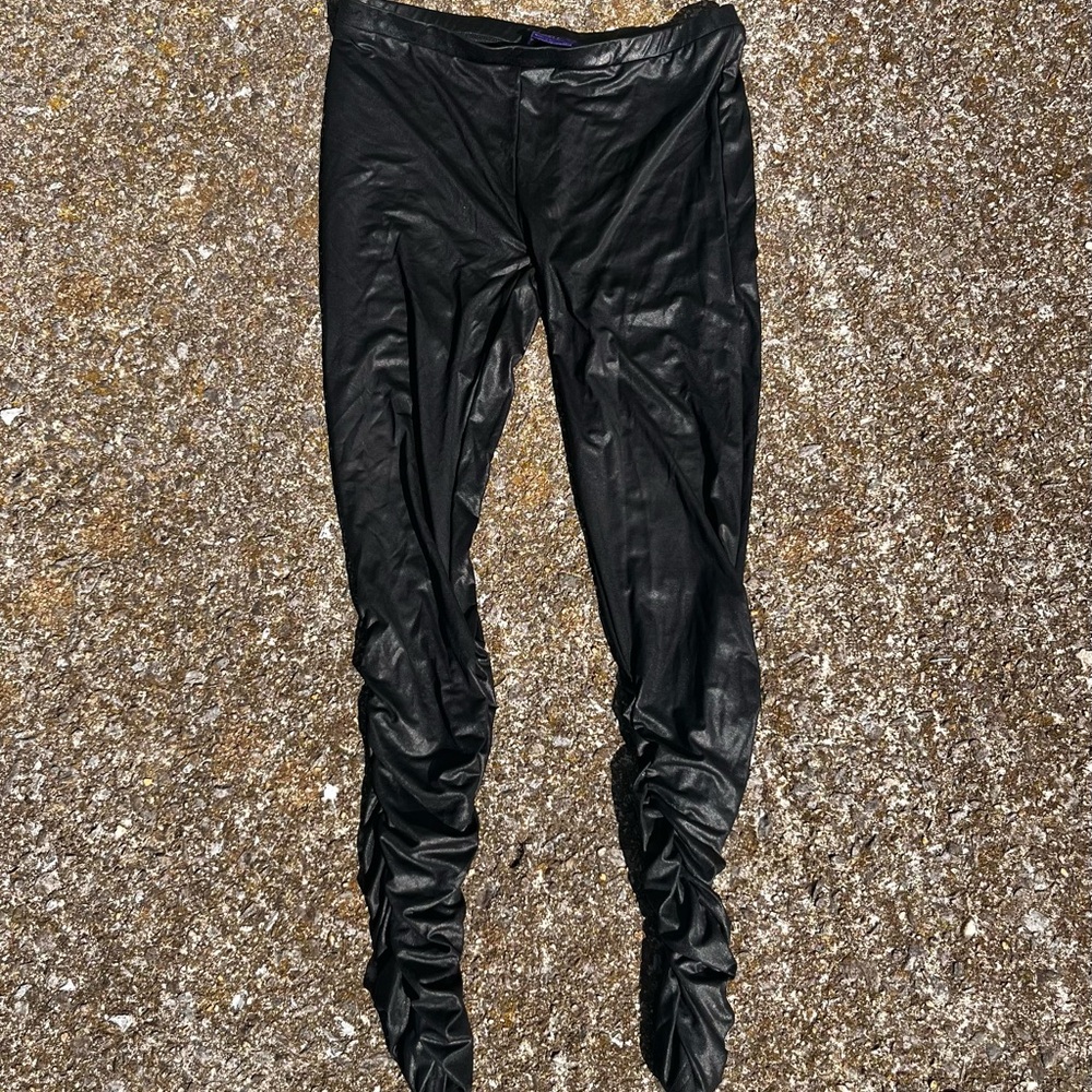 MILEY CYRUS BLACK SHINY LEGGINGS GIRLS LARGE